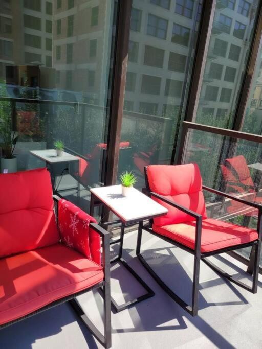 Downtown Paradise Escape With 2 Pools / Hot Tubs Apartment Los Angeles Exterior photo